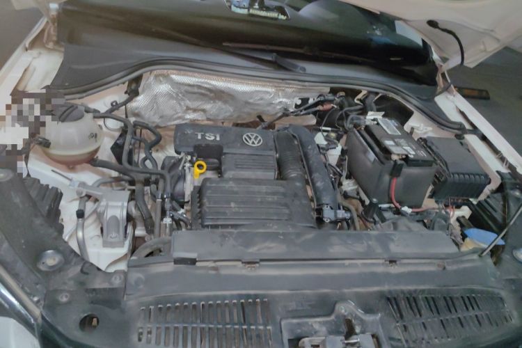 Used Volkswagen Tiguan 2016 280TSI Automatic Two-Wheel-Drive Silk Road Style Edition Engine Bay