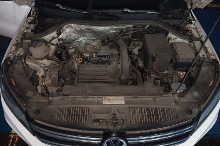 Used Volkswagen Tiguan 2016 280TSI Automatic Two-Wheel-Drive Silk Road Style Edition Engine Bay