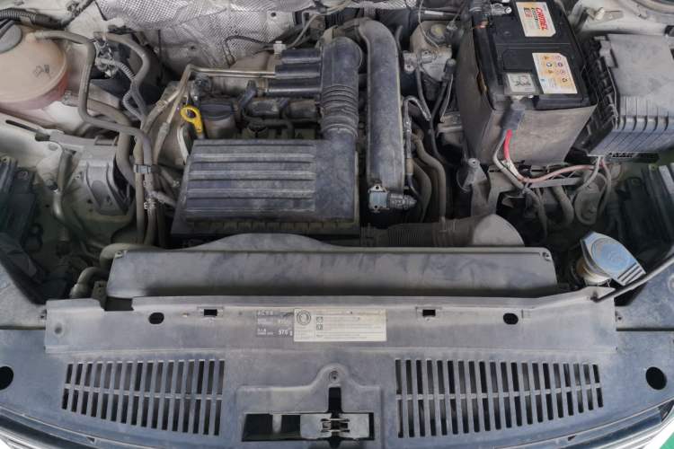 Used Volkswagen Tiguan 2016 280TSI Automatic Two-Wheel-Drive Silk Road Style Edition Engine Bay