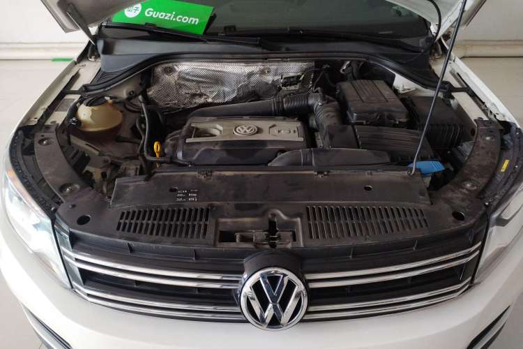 Used Volkswagen Tiguan 2016 300TSI Automatic Two-Wheel Drive Trend Edition Engine Bay