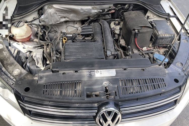 Used Volkswagen Tiguan 2016 280TSI Automatic Two-Wheel Drive Silk Road Comfort Edition Engine Bay