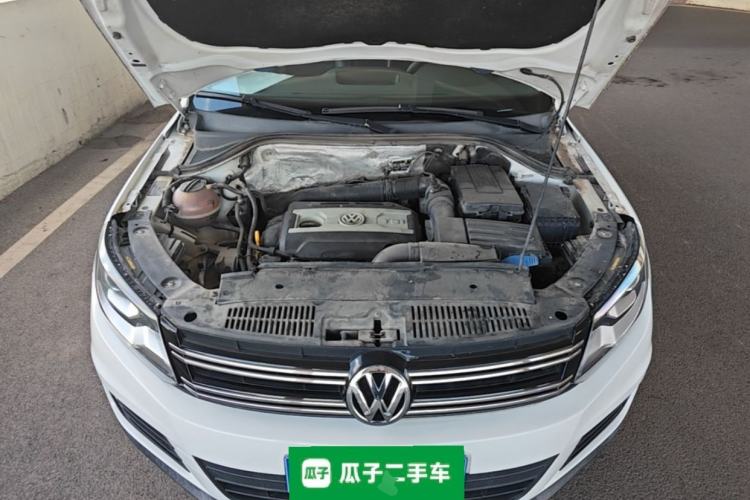 Used Volkswagen Tiguan 2016 300TSI Automatic Two-Wheel Drive Trend Edition Engine Bay