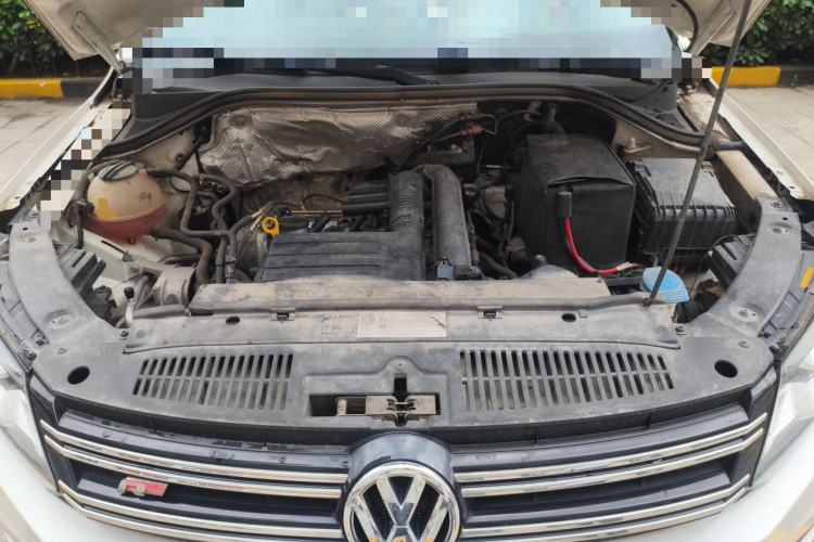 Used Volkswagen Tiguan 2016 280TSI Automatic Two-Wheel Drive Silk Road Comfort Edition Engine Bay