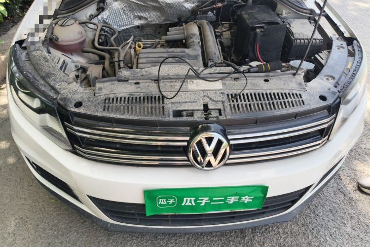 Used Volkswagen Tiguan 2016 280TSI Automatic Two-Wheel-Drive Silk Road Style Edition Engine Bay