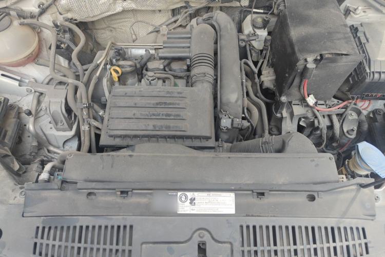Used Volkswagen Tiguan 2016 280TSI Automatic Two-Wheel-Drive Silk Road Style Edition Engine Bay