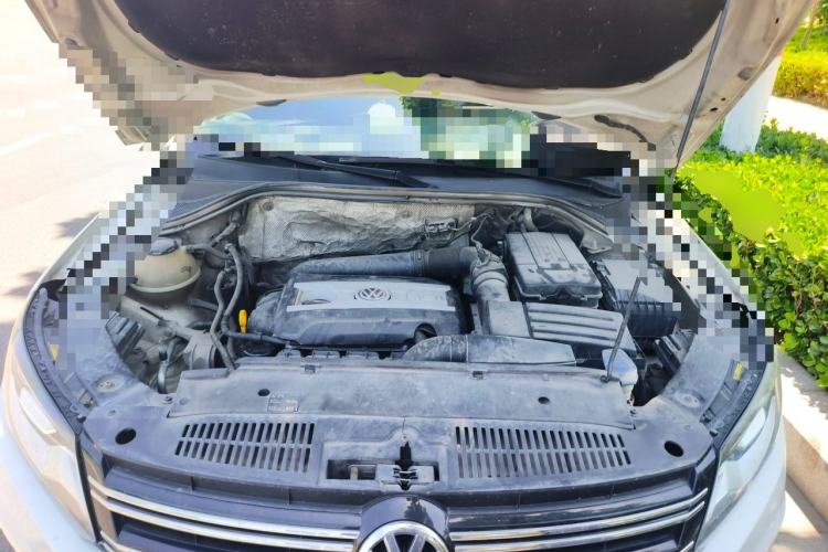 Used Volkswagen Tiguan 2016 330TSI Automatic All-Wheel Drive Luxury Edition Engine Bay