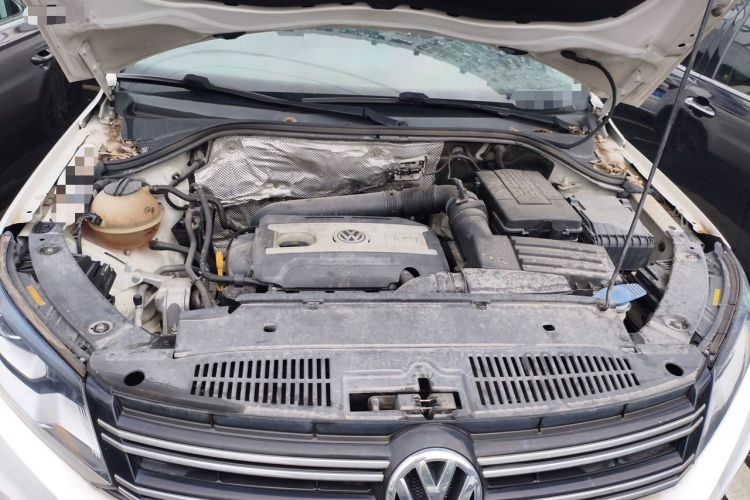 Used Volkswagen Tiguan 2016 300TSI Automatic Two-Wheel Drive Luxury Edition Engine Bay