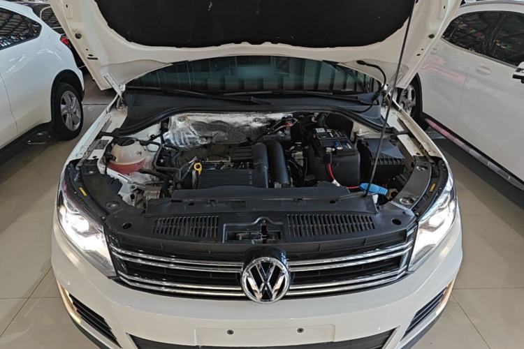 Used Volkswagen Tiguan 2016 280TSI Automatic Two-Wheel Drive Silk Road Comfort Edition Engine Bay