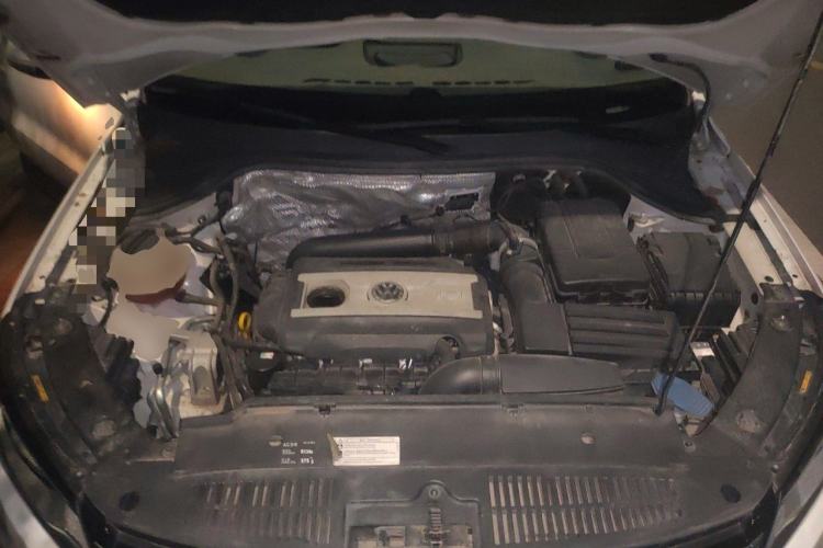 Used Volkswagen Tiguan 2016 300TSI Automatic Two-Wheel Drive Comfort Edition Engine Bay