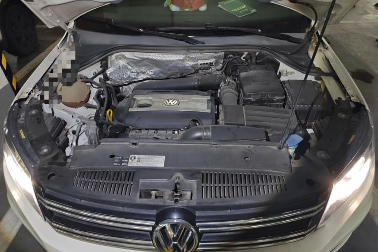 Used Volkswagen Tiguan 2016 300TSI Automatic Two-Wheel Drive Comfort Edition Engine Bay
