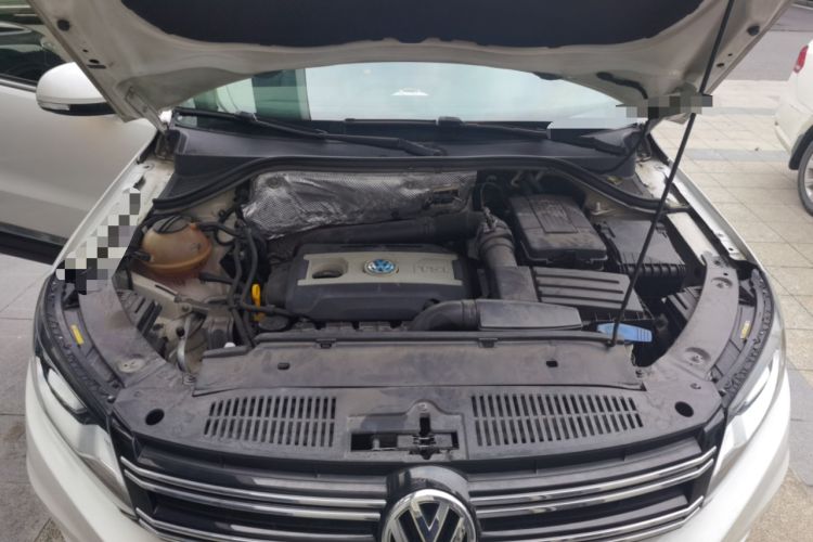 Used Volkswagen Tiguan 2016 300TSI Automatic Two-Wheel Drive Luxury Edition Engine Bay