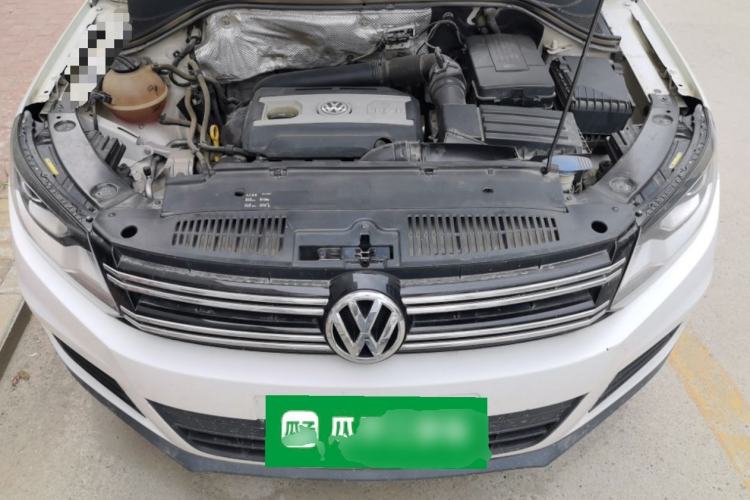 Used Volkswagen Tiguan 2016 300TSI Automatic Two-Wheel Drive Trend Edition Engine Bay