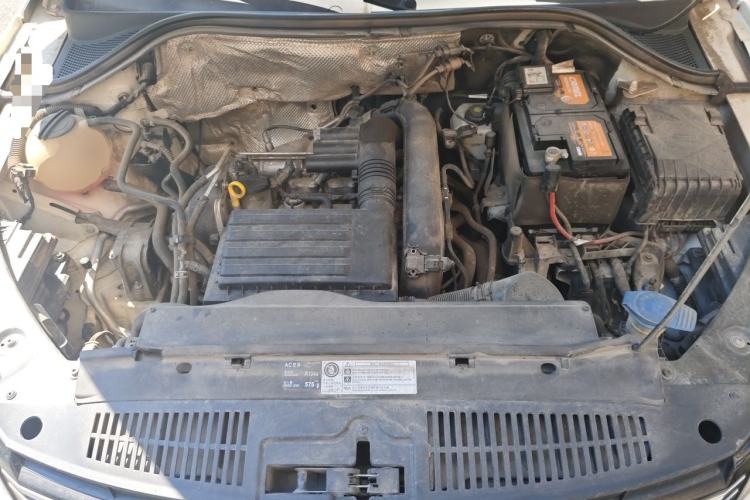 Used Volkswagen Tiguan 2016 280TSI Automatic Two-Wheel-Drive Silk Road Style Edition Engine Bay