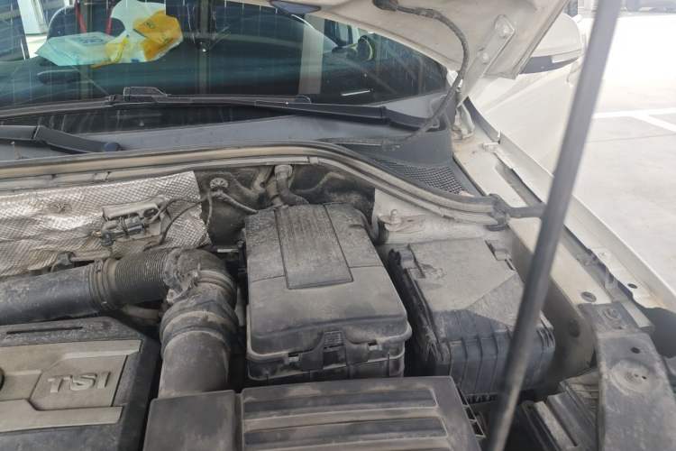 Used Volkswagen Tiguan 2016 300TSI Automatic Two-Wheel Drive Trend Edition Engine Bay Left