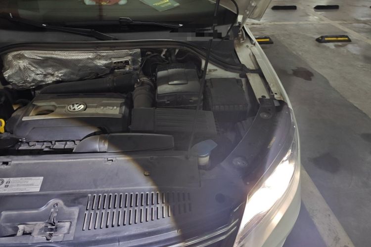 Used Volkswagen Tiguan 2016 300TSI Automatic Two-Wheel Drive Comfort Edition Engine Bay Left
