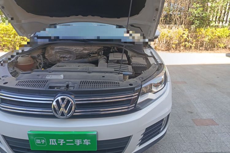 Used Volkswagen Tiguan 2016 300TSI Automatic All-Wheel Drive Luxury Edition Engine Bay Left