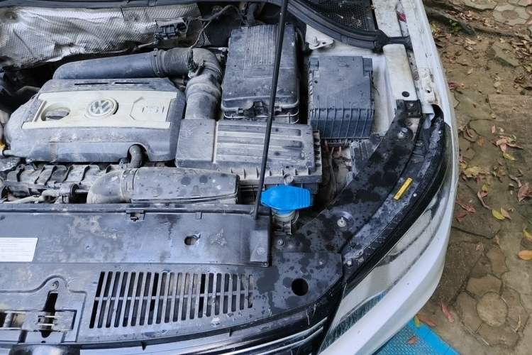 Used Volkswagen Tiguan 2016 300TSI Automatic Two-Wheel Drive Comfort Edition Engine Bay Left