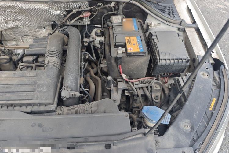 Used Volkswagen Tiguan 2016 280TSI Automatic Two-Wheel-Drive Silk Road Style Edition Engine Bay Left