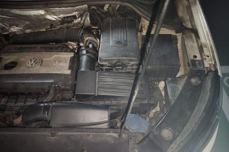 Used Volkswagen Tiguan 2016 330TSI Automatic All-Wheel-Drive Flagship Edition Engine Bay Left