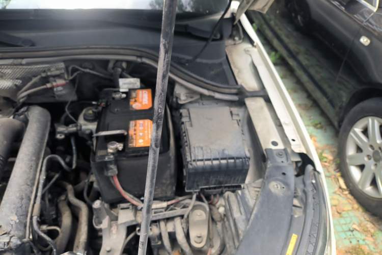 Used Volkswagen Tiguan 2016 280TSI Automatic Two-Wheel Drive Silk Road Comfort Edition Engine Bay Left