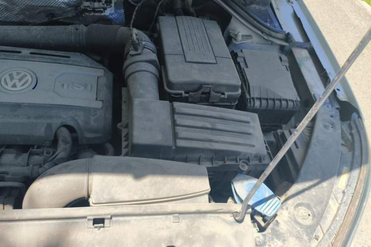 Used Volkswagen Tiguan 2016 300TSI Automatic All-Wheel Drive Fashion Vision Edition Engine Bay Left