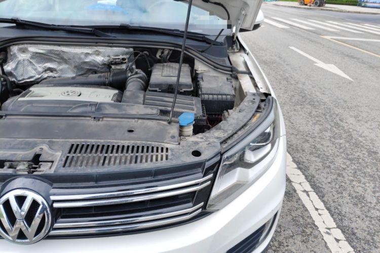 Used Volkswagen Tiguan 2016 300TSI Automatic Two-Wheel Drive Trend Edition Engine Bay Left