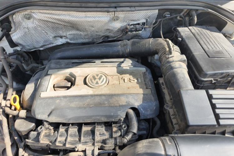 Used Volkswagen Tiguan 2016 300TSI Automatic Two-Wheel Drive Trend Edition Engine Bay