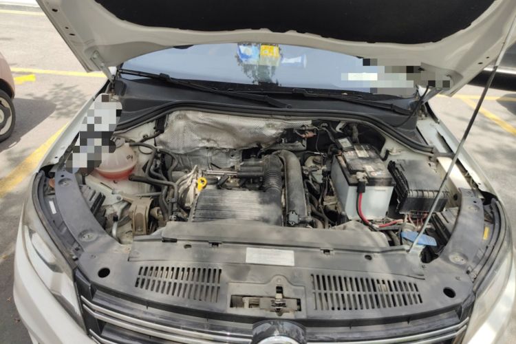 Used Volkswagen Tiguan 2016 280TSI Automatic Two-Wheel-Drive Silk Road Style Edition Engine Bay