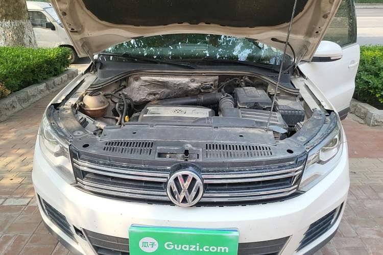Used Volkswagen Tiguan 2016 300TSI Automatic Two-Wheel Drive Luxury Edition Engine Bay