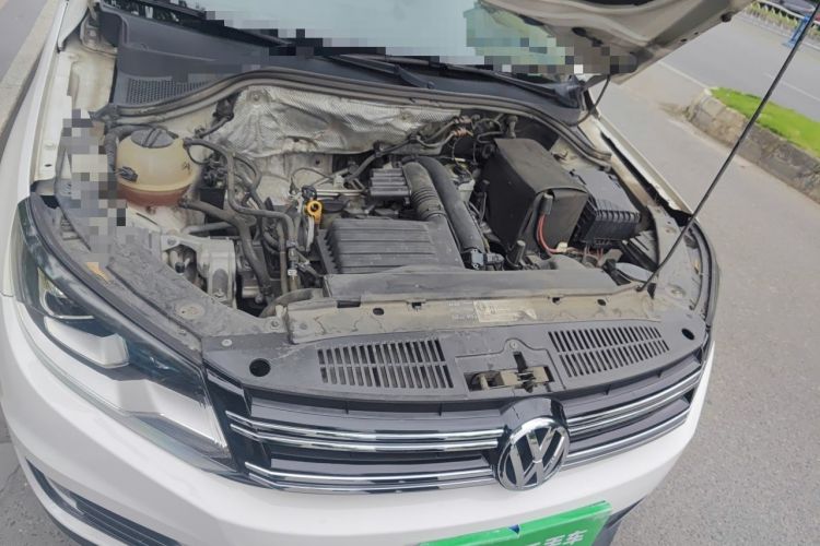 Used Volkswagen Tiguan 2016 280TSI Automatic Two-Wheel-Drive Silk Road Style Edition Engine Bay