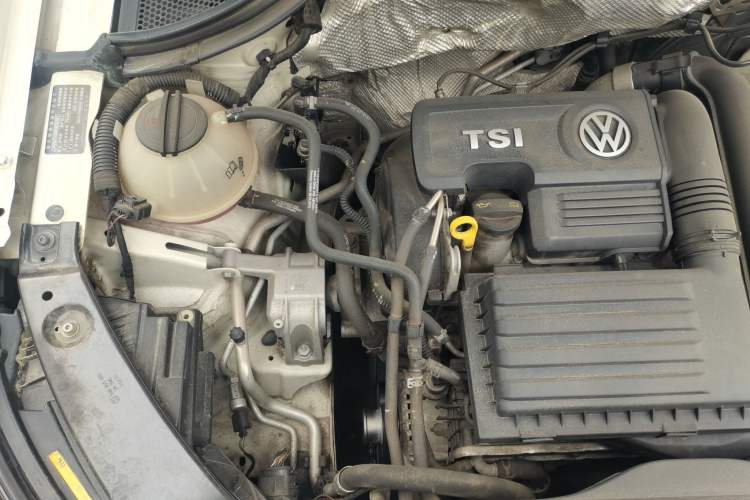 Used Volkswagen Tiguan 2016 280TSI Automatic Two-Wheel Drive Silk Road Comfort Edition Engine Bay Right