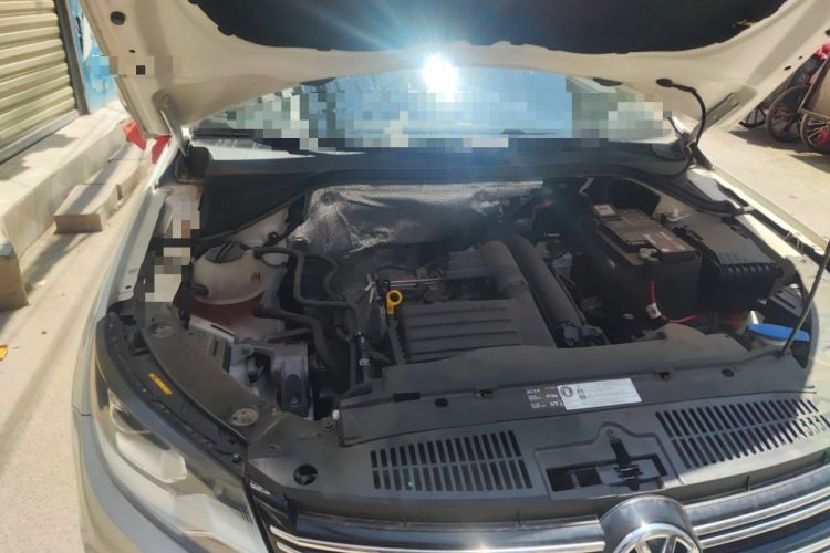 Used Volkswagen Tiguan 2016 280TSI Automatic Two-Wheel-Drive Silk Road Style Edition Engine Bay Right