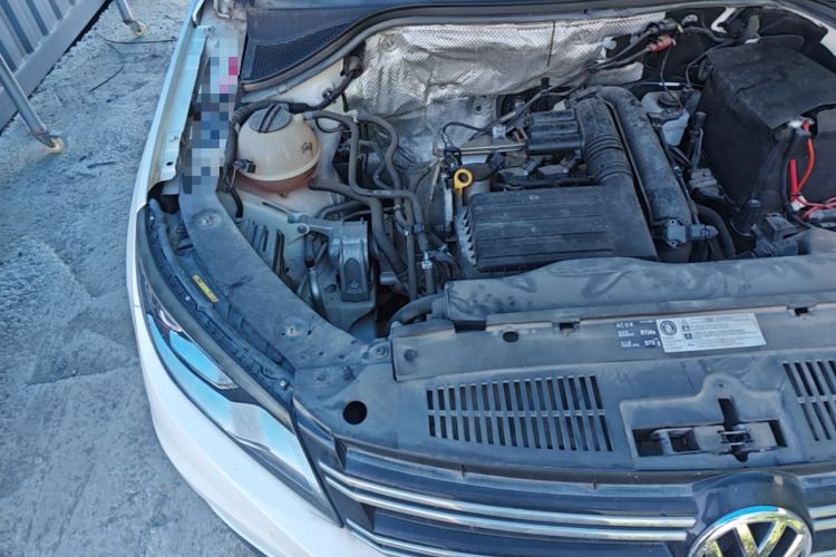 Used Volkswagen Tiguan 2016 280TSI Automatic Two-Wheel Drive Silk Road Comfort Edition Engine Bay Right