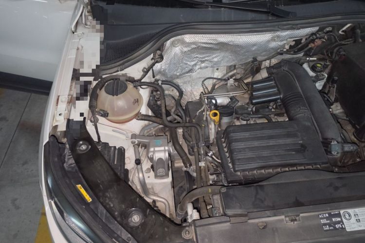 Used Volkswagen Tiguan 2016 280TSI Automatic Two-Wheel-Drive Silk Road Style Edition Engine Bay Right