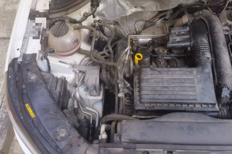 Used Volkswagen Tiguan 2016 280TSI Automatic Two-Wheel Drive Silk Road Comfort Edition Engine Bay Right