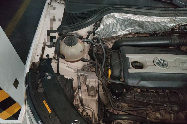 Used Volkswagen Tiguan 2016 300TSI Automatic Two-Wheel Drive Comfort Edition Engine Bay Right