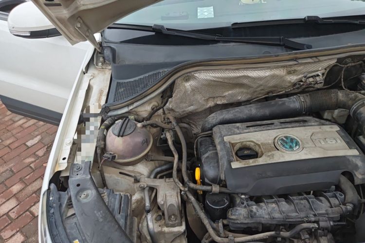 Used Volkswagen Tiguan 2016 300TSI Automatic Two-Wheel Drive Comfort Edition Engine Bay Right