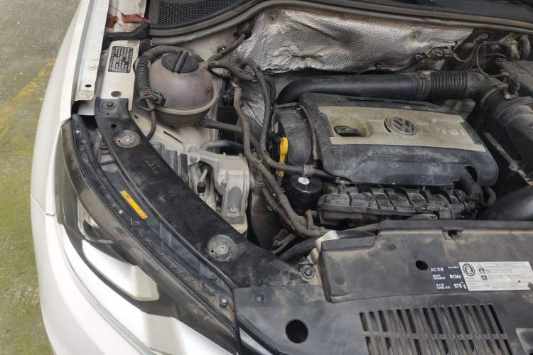 Used Volkswagen Tiguan 2016 300TSI Automatic Two-Wheel Drive Trend Edition Engine Bay Right