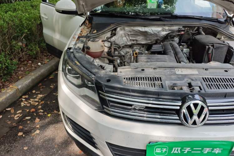 Used Volkswagen Tiguan 2016 280TSI Automatic Two-Wheel-Drive Silk Road Style Edition Engine Bay Right