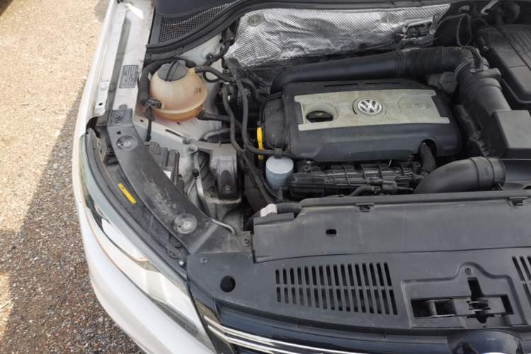 Used Volkswagen Tiguan 2016 300TSI Automatic Two-Wheel Drive Comfort Edition Engine Bay Right