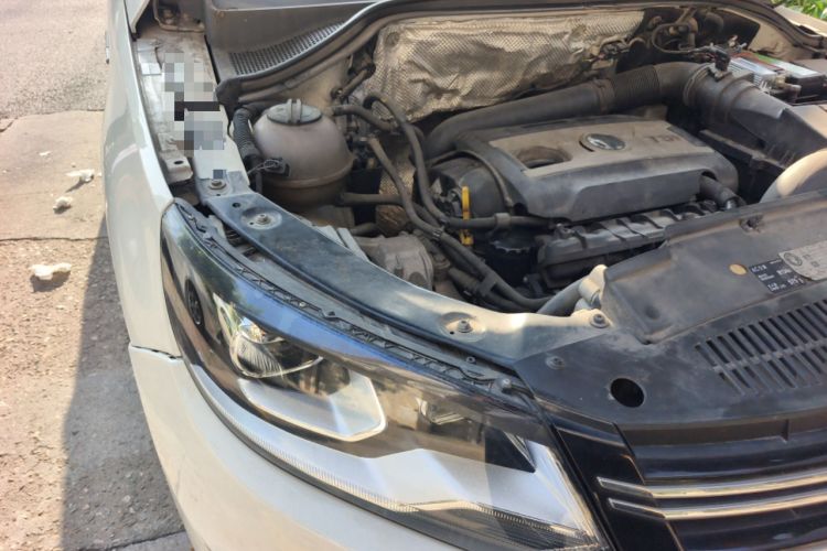 Used Volkswagen Tiguan 2016 300TSI Automatic All-Wheel Drive Fashion Vision Edition Engine Bay Right