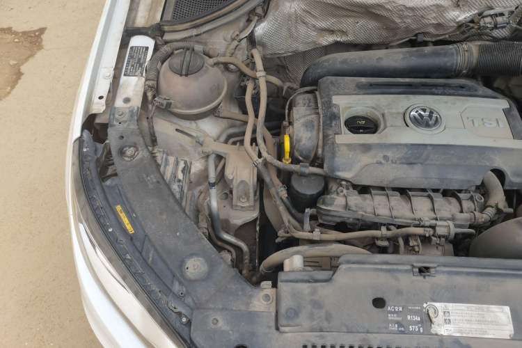 Used Volkswagen Tiguan 2016 300TSI Automatic Two-Wheel Drive Trend Edition Engine Bay Right