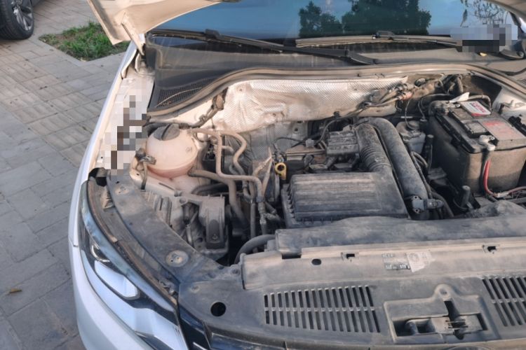 Used Volkswagen Tiguan 2016 280TSI Automatic Two-Wheel Drive Silk Road Comfort Edition Engine Bay Right