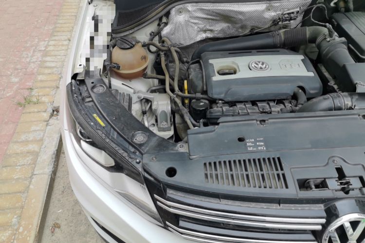 Used Volkswagen Tiguan 2016 300TSI Automatic Two-Wheel Drive Trend Edition Engine Bay Right
