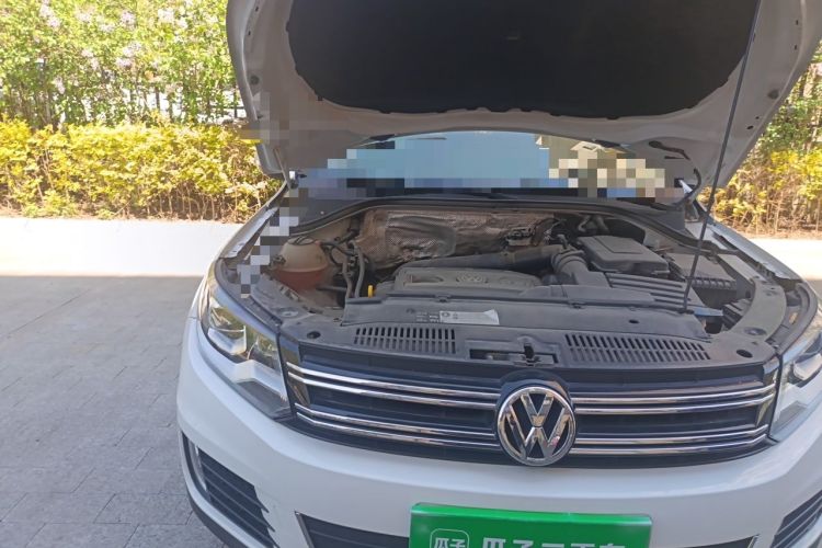 Used Volkswagen Tiguan 2016 300TSI Automatic All-Wheel Drive Luxury Edition Engine Bay Right