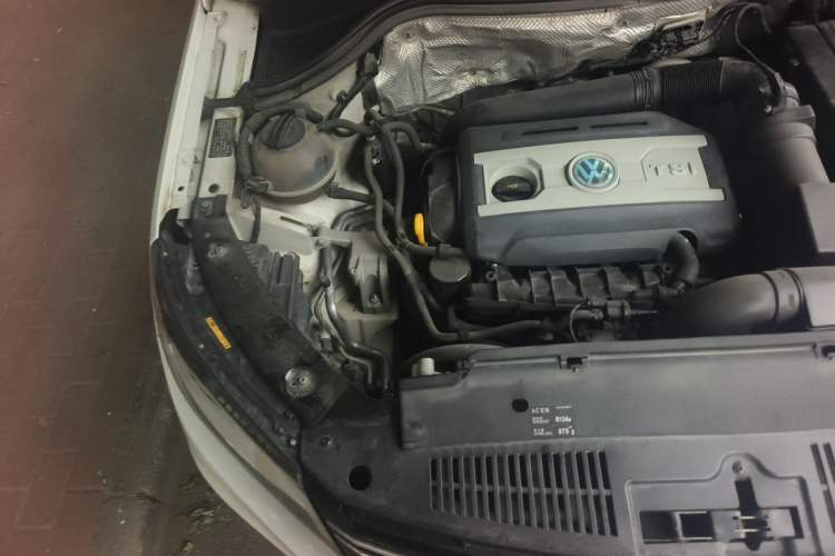 Used Volkswagen Tiguan 2016 300TSI Automatic Two-Wheel Drive Trend Edition Engine Bay Right