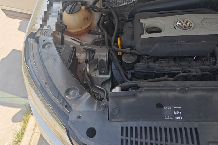 Used Volkswagen Tiguan 2016 330TSI Automatic All-Wheel-Drive Flagship Edition Engine Bay Right
