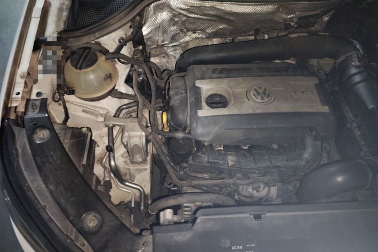 Used Volkswagen Tiguan 2016 330TSI Automatic All-Wheel-Drive Flagship Edition Engine Bay Right