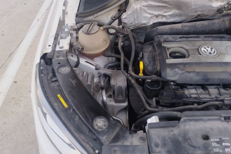 Used Volkswagen Tiguan 2016 300TSI Automatic Two-Wheel Drive Comfort Edition Engine Bay Right