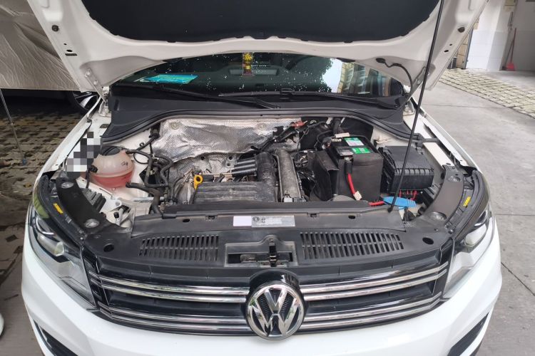 Used Volkswagen Tiguan 2016 280TSI Automatic Two-Wheel Drive Silk Road Comfort Edition Engine Bay